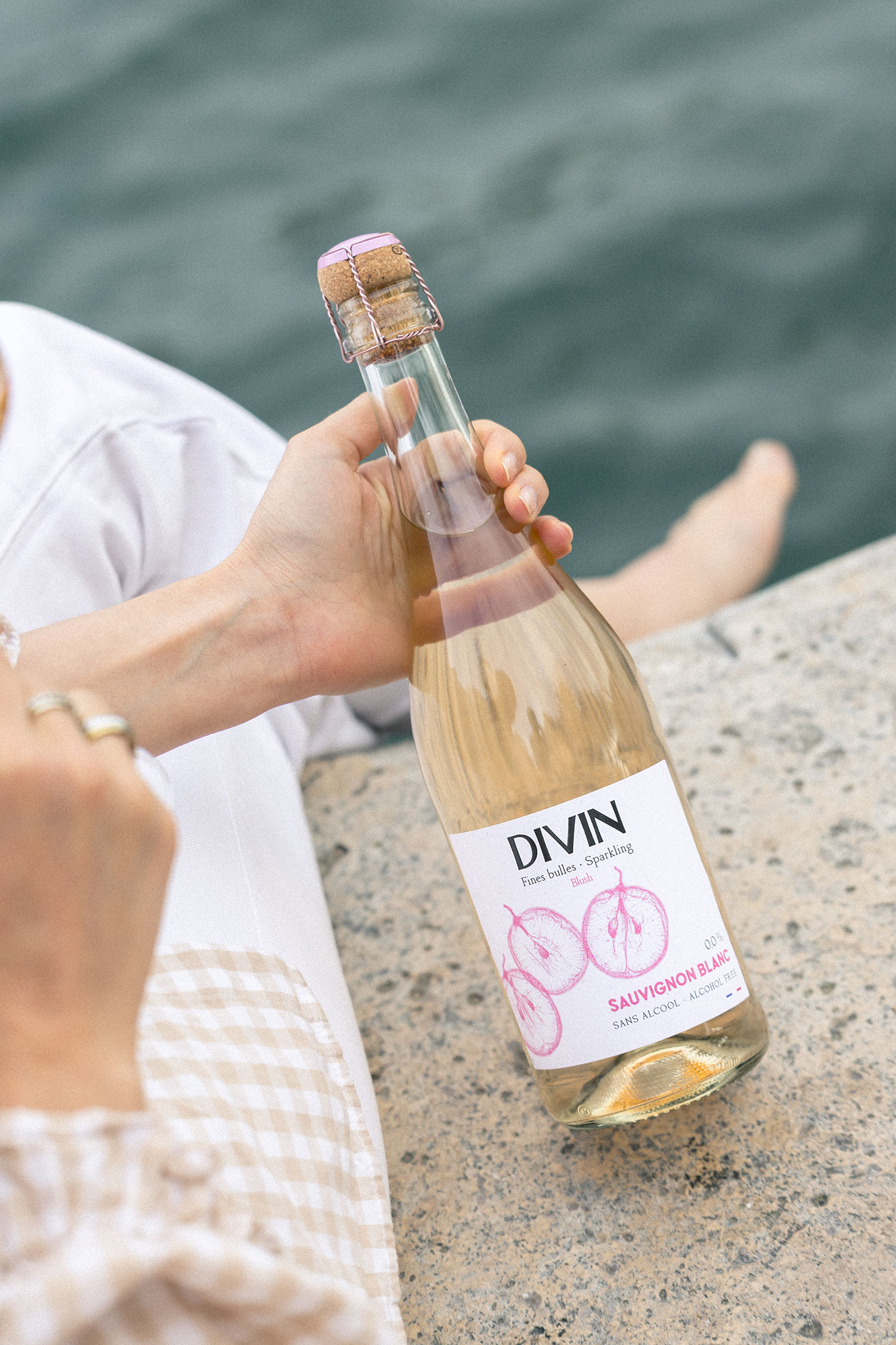 Sauvignon Blanc Effervescent Blush Divin Origine Seine 1